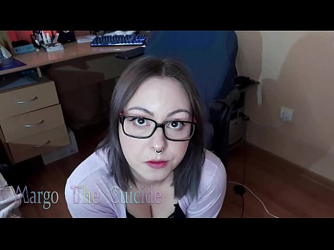 ❤️ Sexy dievča s okuliarmi hlboko fajčí vibrátor na kameru ❤️ Porno na porno sk.alluremagazine.top ️❤